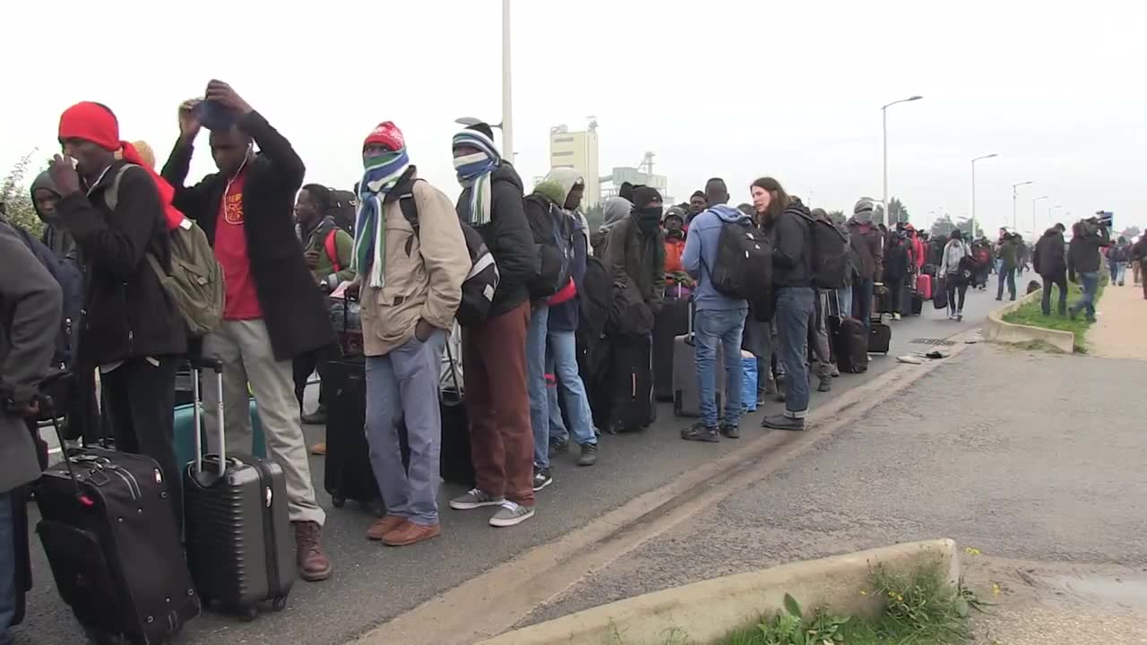 Likwidacja obozu w Calais. Tysiące uchodźców zostanie rozlokowanych w ośrodkach w całym kraju