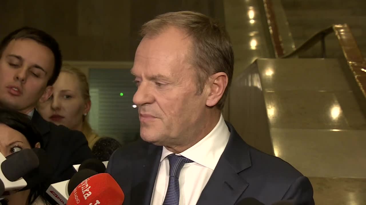 Tusk: Polexit jest niestety możliwy. Ryzyko jest śmiertelnie poważne