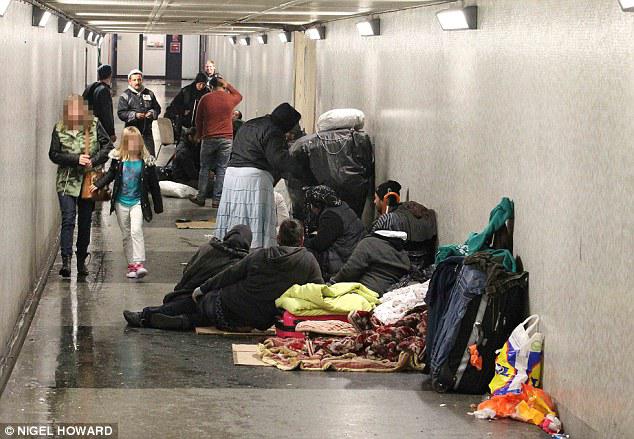 Bezdomni Rumunii domagają się mieszkań – „Też jesteśmy obywatelami Unii”