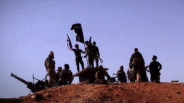 Rząd pomoże dżihadystom wracającym z Syrii