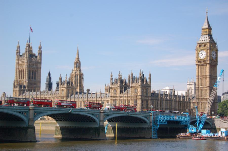 Cięcia świadczeń uderzą w dzieci