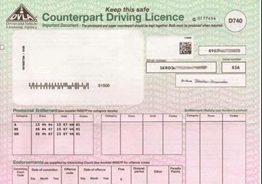 Rząd wycofuje z użytku papierową część prawa jazdy