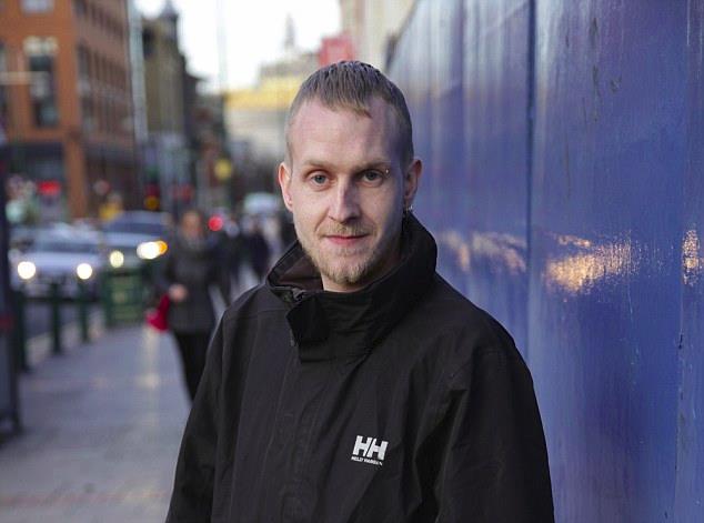 Ma 15 dzieci z 10 kobietami - podatnicy zapłacą na ich utrzymanie 2 mln funtów