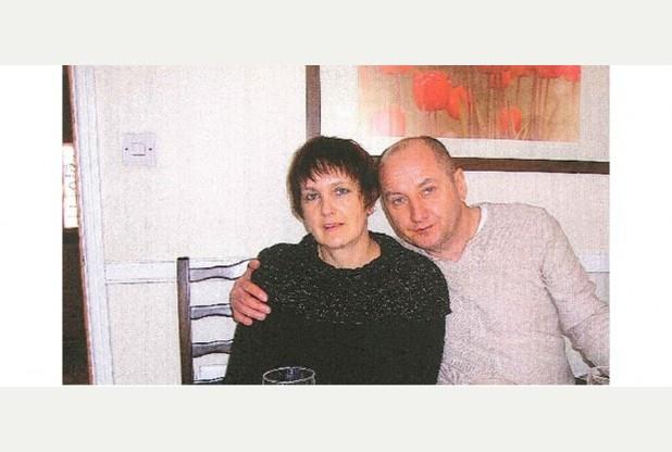 29-letni Polak zamordował nożem swoich rodziców