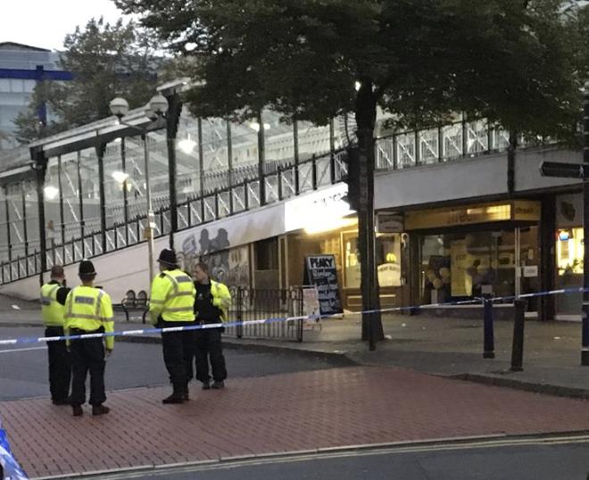 Trzy osoby ugodzone nożem w centrum Birmingham