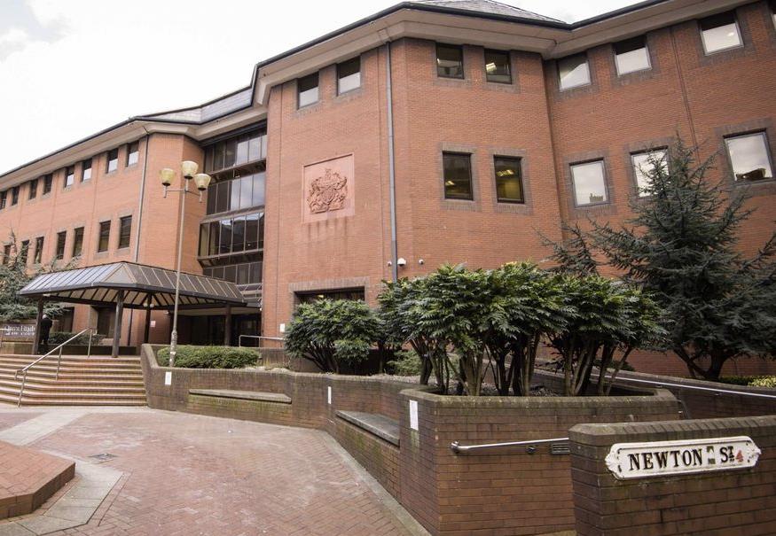 Polacy oskarżeni o handel ludźmi i współczesne niewolnictwo. Poszkodowanych jest ponad 80 osób