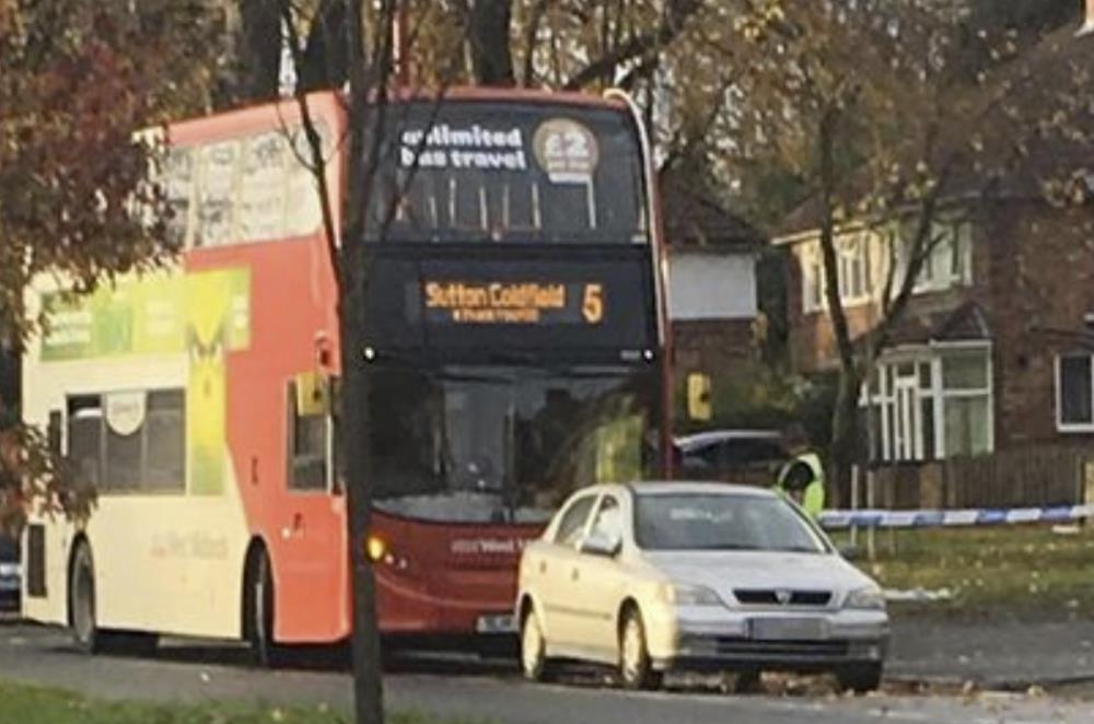 Dźgnął nastolatka nożem...bo się na niego patrzył w autobusie w Kingstanding