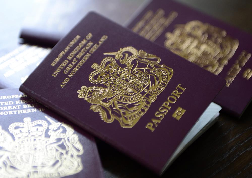 Brytyjczycy nie będą potrzebować wiz turystycznych do wizyt w UE