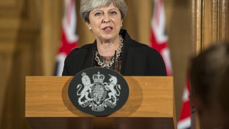Ważą się losy Brexitu. Theresa May z wizytą w Brukseli.