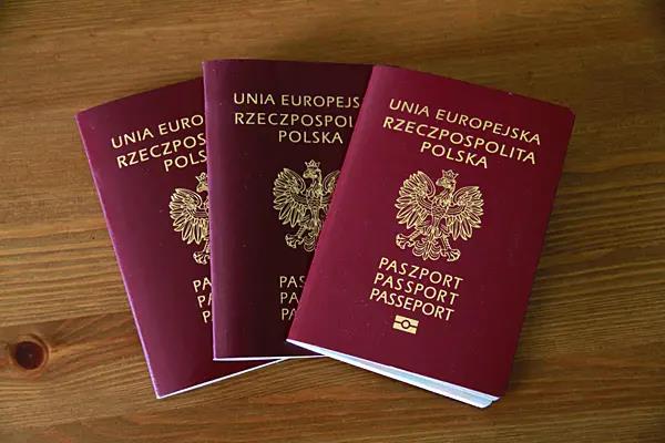 Uwaga: Ważna informacja paszportowa