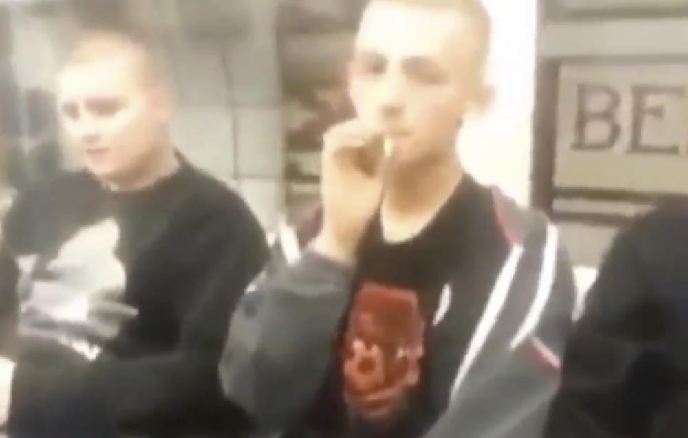 „Polskie zwierzęta szerzą w Londynie dobrą opinię o Ojczyźnie. ⬇️⬇️⬇️”. Film pokazujący skandaliczne zachowanie Polaków w Londynie