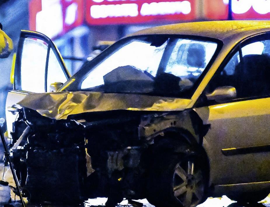 Kobieta zginęła w wypadku, który miał miejsce podczas pościgu policyjnego na Hagley Road