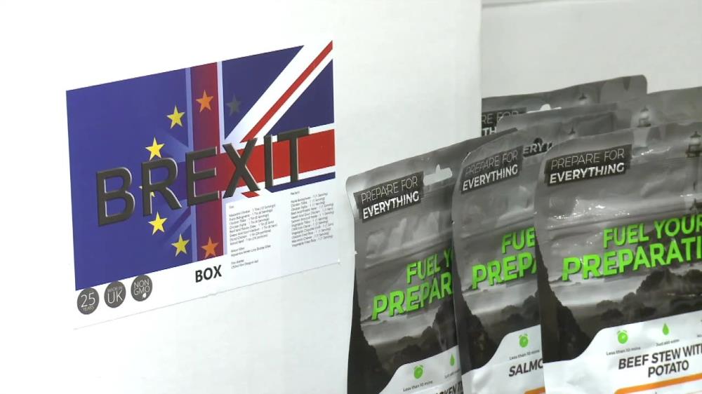 Brytyjczycy kupują zestawy przetrwania. „Chcemy, żeby ludzie byli chociaż odrobinę przygotowani na wypadek brexitu”