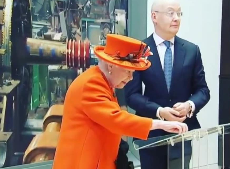 Królowa Elżbieta II zamieściła pierwsze zdjęcie na Instagramie