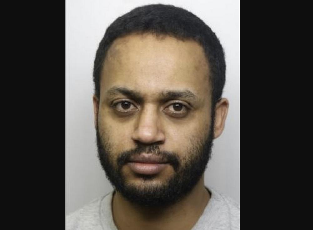 Policja poszukuje mężczyzny podejrzanego o gwałt i brutalny atak na kobietę w centrum Birmingham