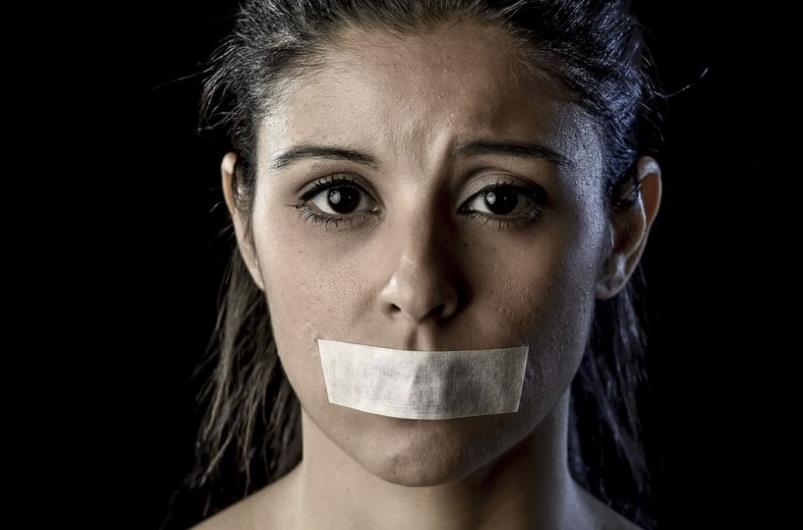 Cenzura w internecie. Parlament Europejski przyjął dyrektywę o prawach autorskich, tzw. ACTA2