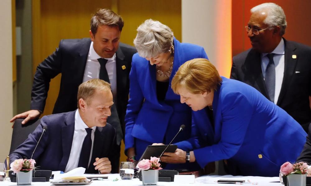 Brexit w Halloween? Jest zgoda na opóźnienie wyjścia Wielkiej Brytanii z UE