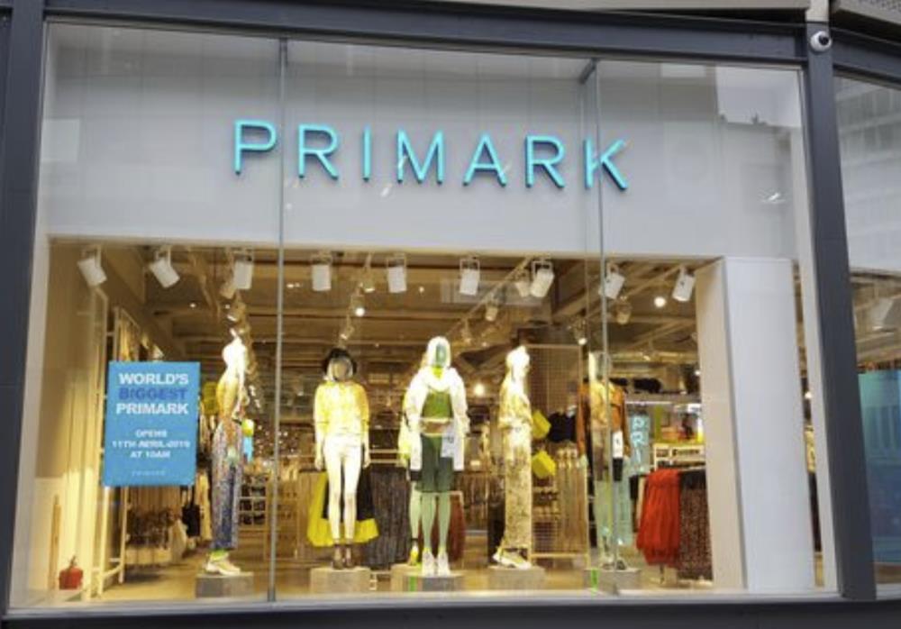 Największy na świecie Primark ma 100 dni