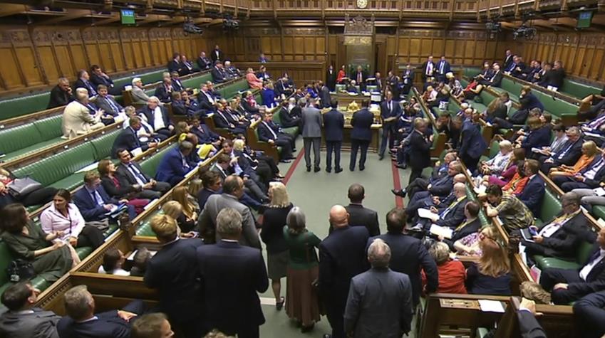 Opozycja chce aby przedterminowe wybory odbyły się w listopadzie