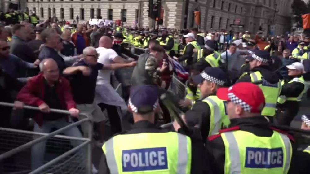 Zamieszki podczas wiecu zwolenników brexitu w Londynie