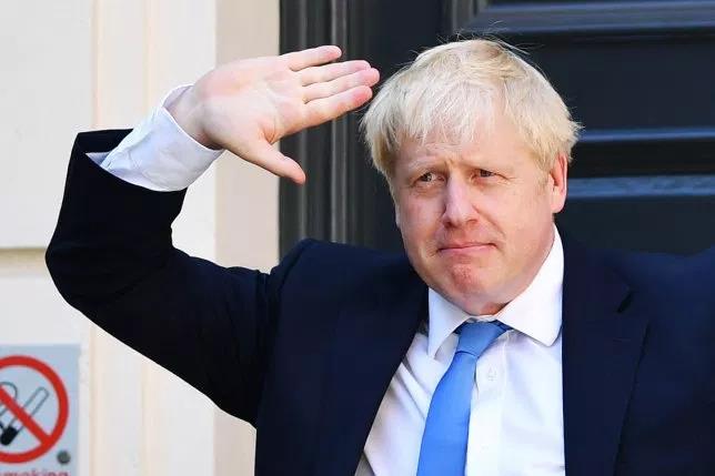 Boris Johnson zaprzecza, że oszukał królową