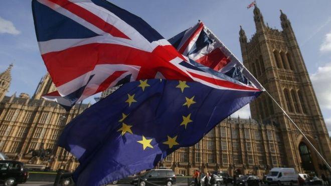 Komisja Europejska dostała z UK pakiet dokumentów w sprawie brexitu
