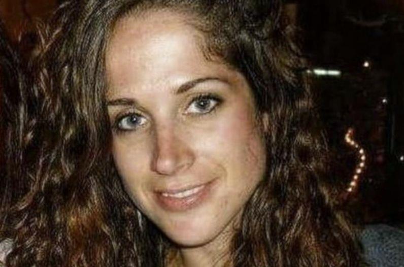 Kobieta zginęła w wypadku, bo kierowcy widok zasłaniały ozdoby ustawione na desce rozdzielczej