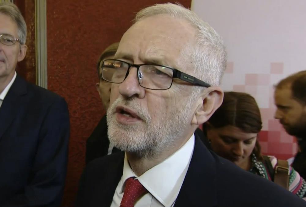 Jeremy Corbyn chce drugiego referendum. Nowa umowa jest gorsza niż umowa Theresy May