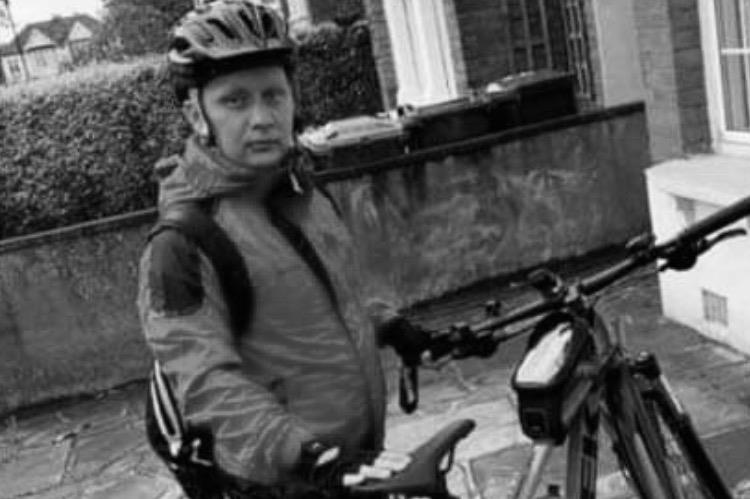 Tragedia polskiej rodziny. Żona przejechała obok wypadku nie wiedząc, że właśnie zginął jej mąż