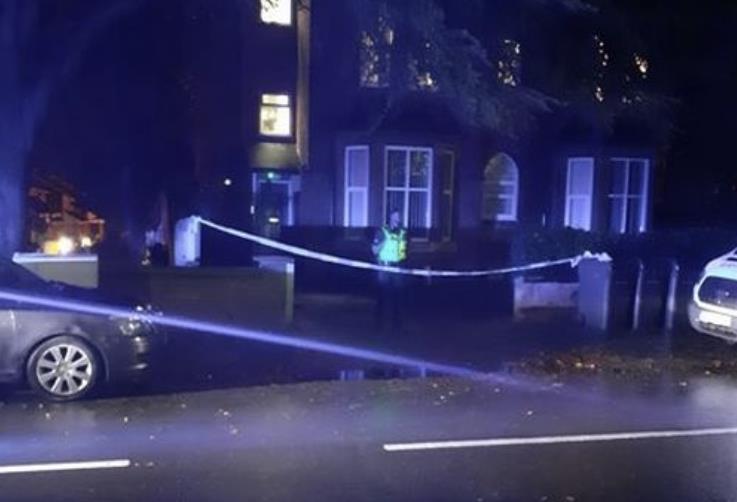 Kobieta i mężczyzna znalezieni martwi w domu w Moseley