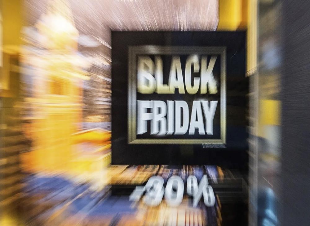Black Friday to chwyt reklamowy – sprawdź, kiedy ceny są naprawdę najniższe