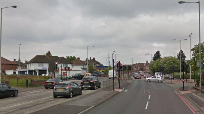 Policja szuka kierowcy, który w Walsall śmiertelnie potrącił mężczyznę i uciekł