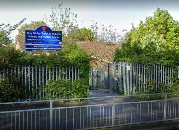 Szkoła w UK będzie karać rodziców grzywną 1GBP za każde 5 minut spóźnienia