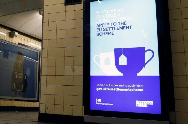 WAŻNE: Polacy, którzy nie zaaplikują o status osoby osiedlonej, nie zostaną deportowani