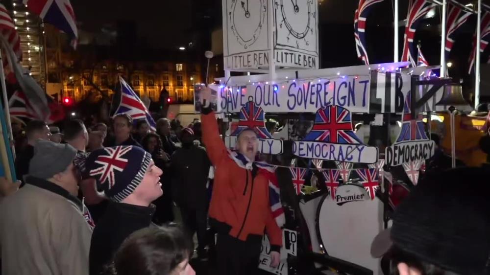 Feta zwolenników brexitu z okazji opuszczenia Unii Europejskiej przez Wielką Brytanię