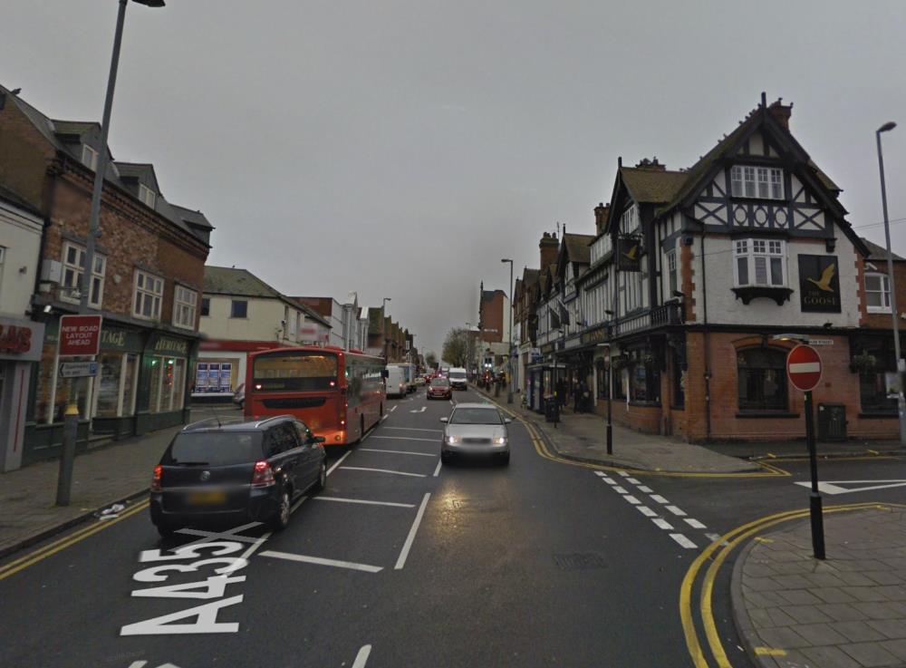 Sześcioletnia dziewczynka potrącona przez autobus w Kings Heath