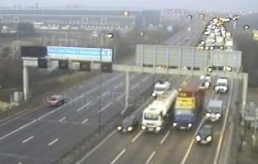 Pilne: Autostrada M5 zamknięta w obu kierunkach