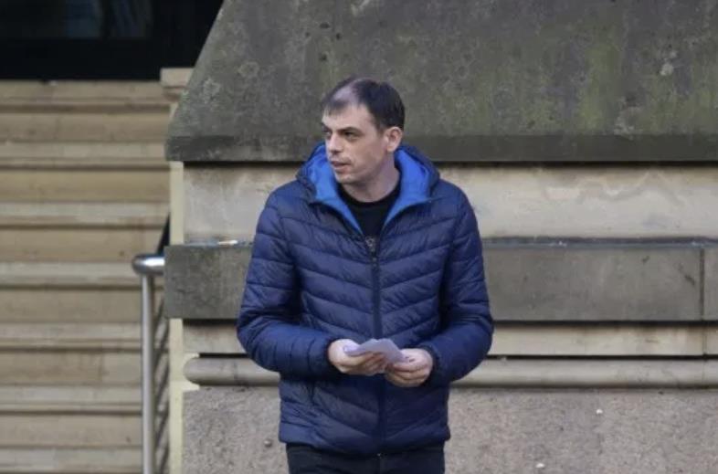 Pedofil, który chciał uprawiać seks z 14-latką zatrzymany przez łowców pedofilów. Sąd uznał, że nie było prawdziwej ofiary