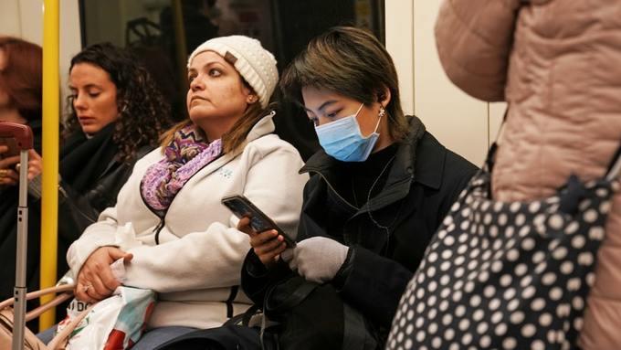 Miliony Brytyjczyków może być zmuszonych do izolacji w domu z powodu objaw koronawirusa