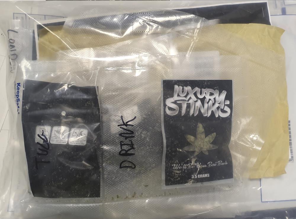 Paczka pełna marihuany przechwycona przez Royal Mail