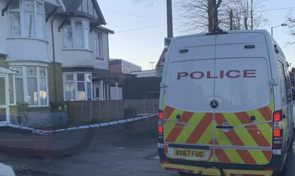 Pilne: Kobieta i mężczyzna zamordowani w Oldbury. Policja aresztowała jedną osobę