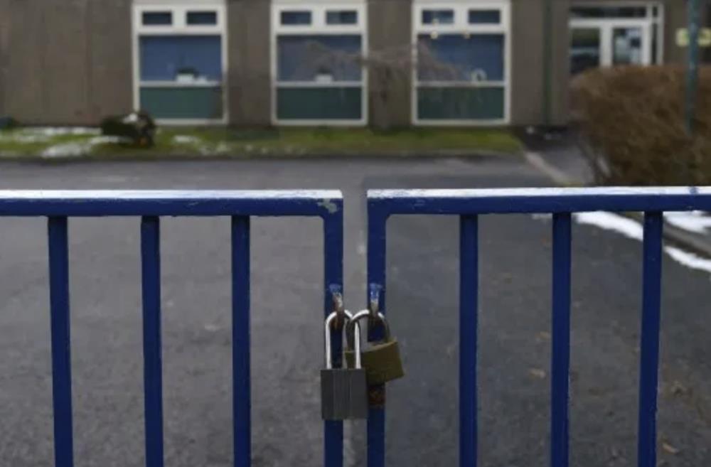 Szkoły w Wielkiej Brytanii mogą zostać zamknięte na 2 miesiące z powodu koronawirusa