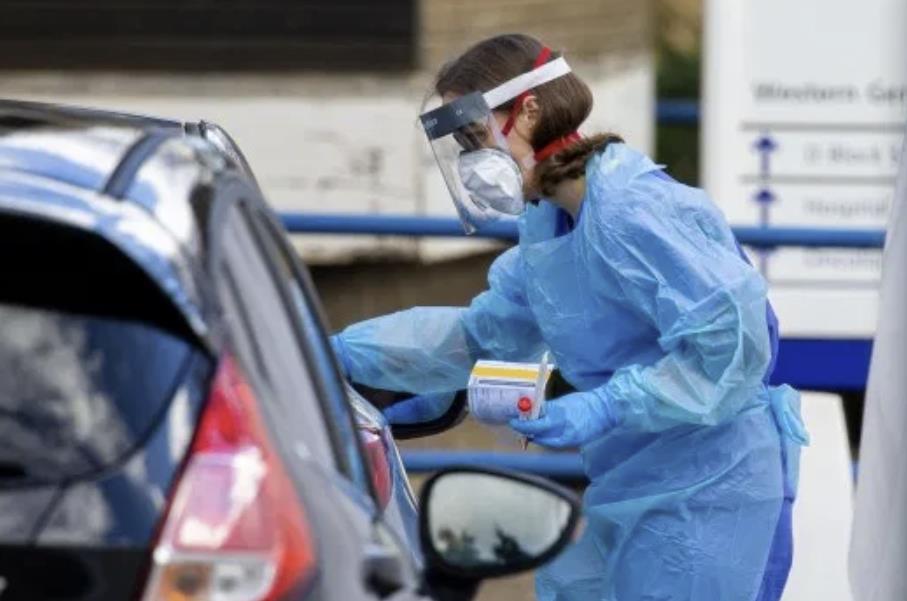 Dwa nowe przypadki koronawirusa w Szkocji. W UK liczba zakażonych wzrosła do 53