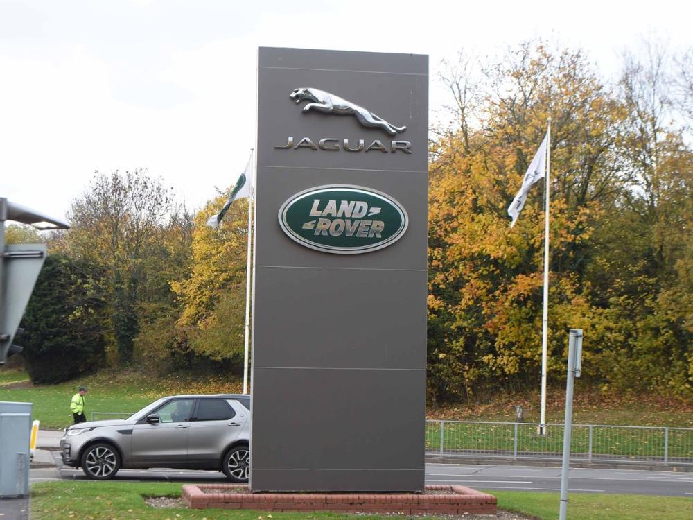 Jaguar Land Rover może wstrzymać produkcję, bo z powodu koronawirusa nie ma dostaw z Chin