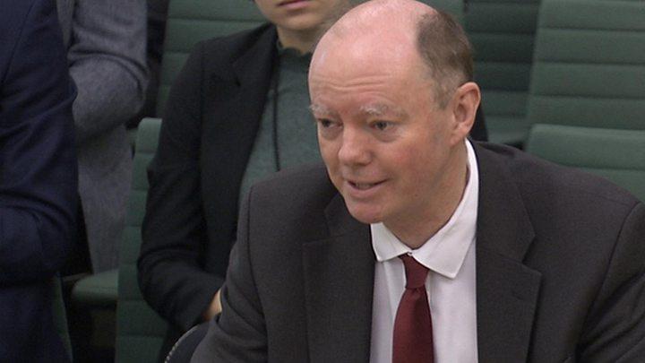 Koronawirusa się nie da już powstrzymać. Wielka Brytania przechodzi do następnej fazy walki z Covid-19