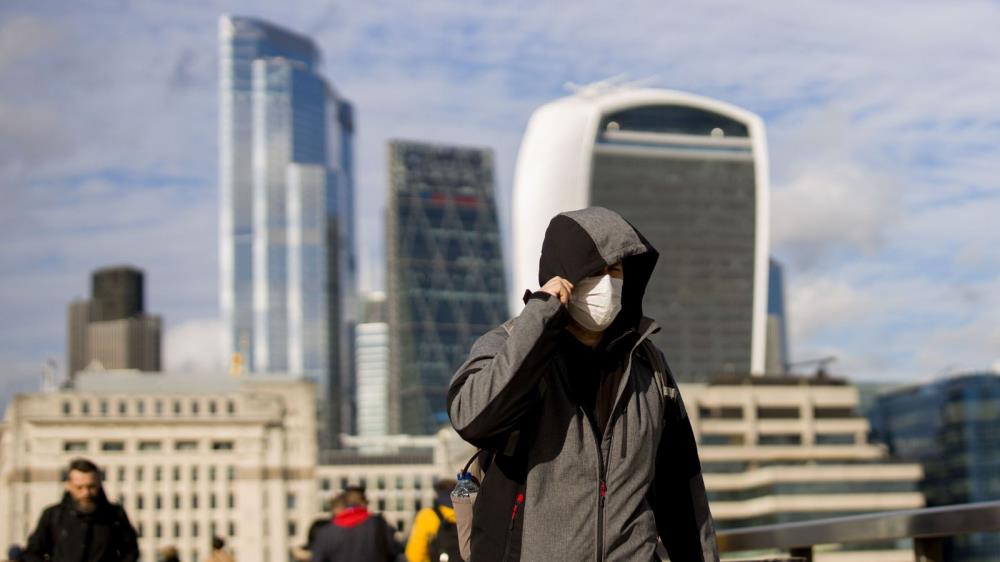 Dziś rząd ma ogłosić drugą fazę walki z koronawirusem. Czy w UK zamkną szkoły?