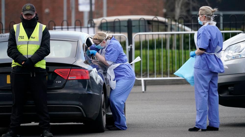 Koronawirus: Rząd powinien wyjaśnić, dlaczego jego strategia jest poprawna a strategia innych krajów europejskich nieprawidłowa