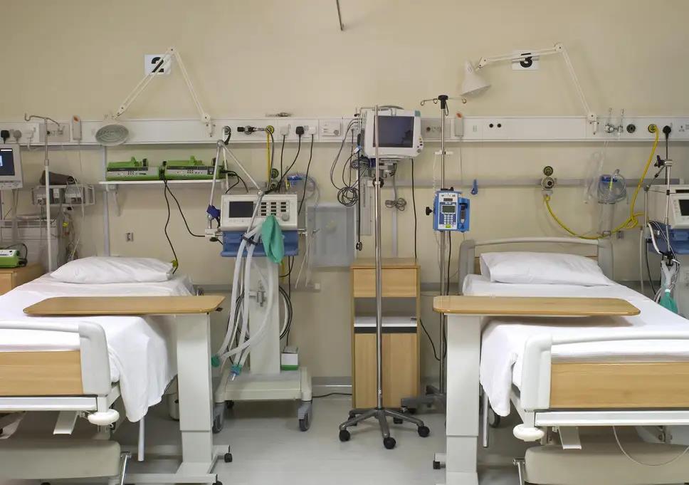 7,9 mln osób z UK trafi do szpitala z powodu koronawirusa. The Guardian ujawnił tajny dokument na temat epidemii