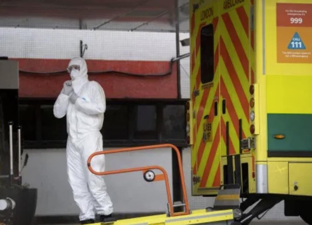 Według ONS liczba śmiertelnych ofiar koronawirusa może być o 20% wyższa niż podaje NHS