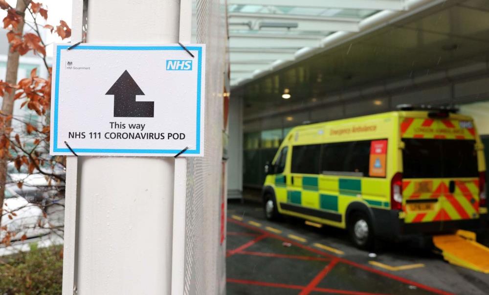 Największy dobowy wzrost liczby zgonów w UK od początku epidemii koronawirusa. Zmarły 684 osoby